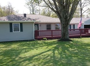 4338 Everett Hull Rd, Cortland, OH 44410