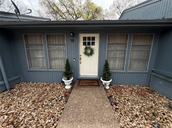 18 Dogwood Dr, Bella Vista, AR 72715
