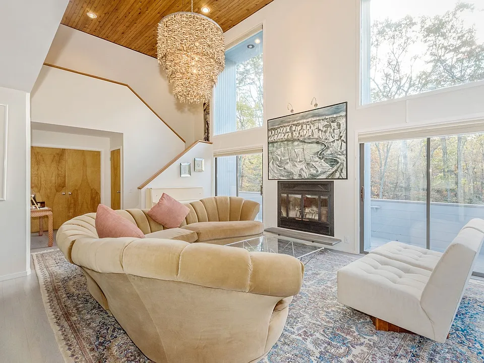 5 Northside Dr
