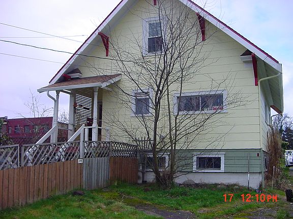 2nd image of 3727 Yakima Ave