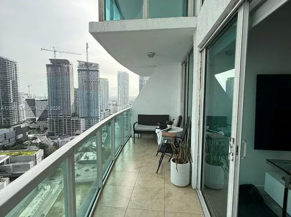41 SE 5th St APT 1708, Miami, FL 33131