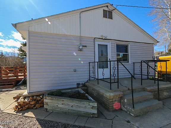 3rd image of 11 W Topaz Ave