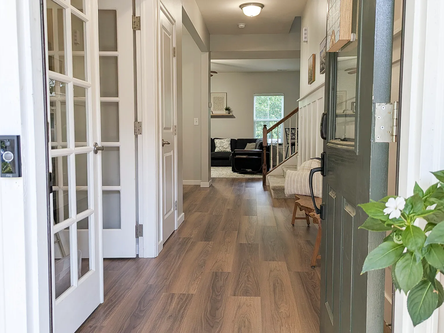 4 bed, 2.5 bath, 2688 sqft, $2,725 — Photo 4