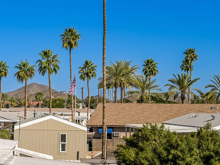 2502 E Paradise Ln #1 — Photo 31