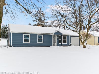 1015 Westfield Rd, Lansing, MI, 48917