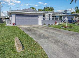 1419 SE 43rd Ter, Cape Coral, FL 33904
