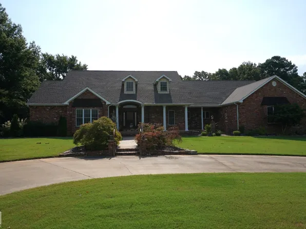 404 Huntcliff Dr, Jonesboro, AR 72404