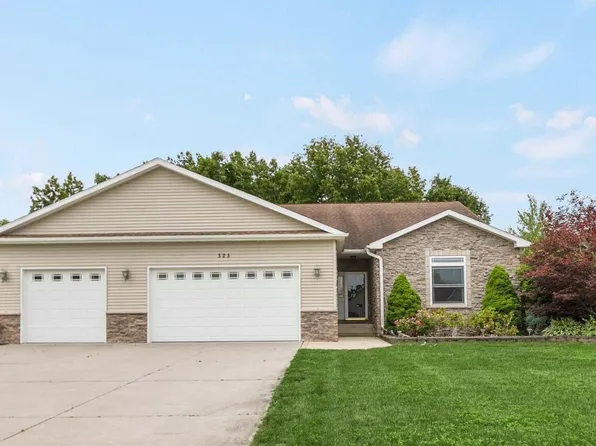 525 Filbert St, New Carlisle, IN 46552