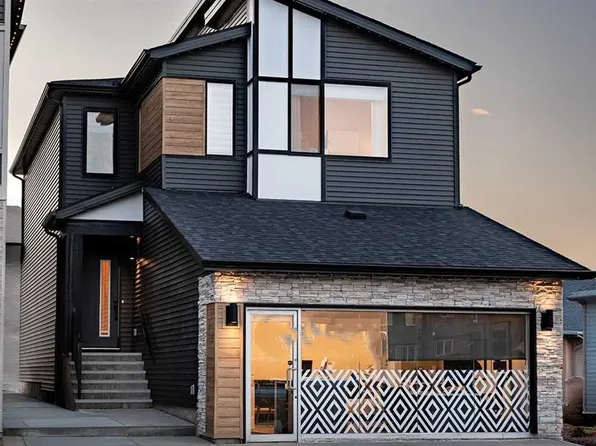 359 W Belmont Pl SW, Calgary, AB T2X 5T6