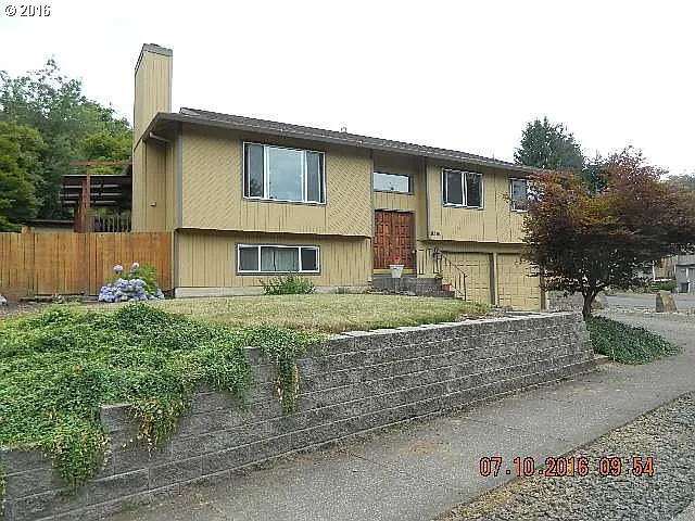 8360 SW Chelan St photo 1