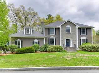 17 Michael Dr, Burlington, MA 01803