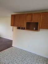 1811 Edgewood Dr — Photo 7