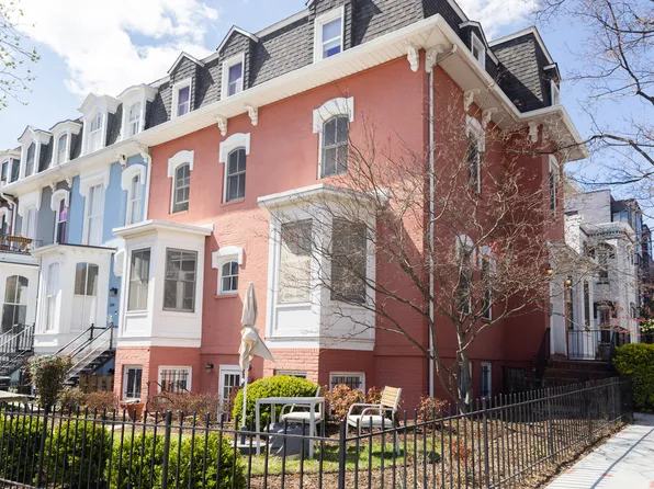 1700 V St NW APT 4, Washington, DC 20009