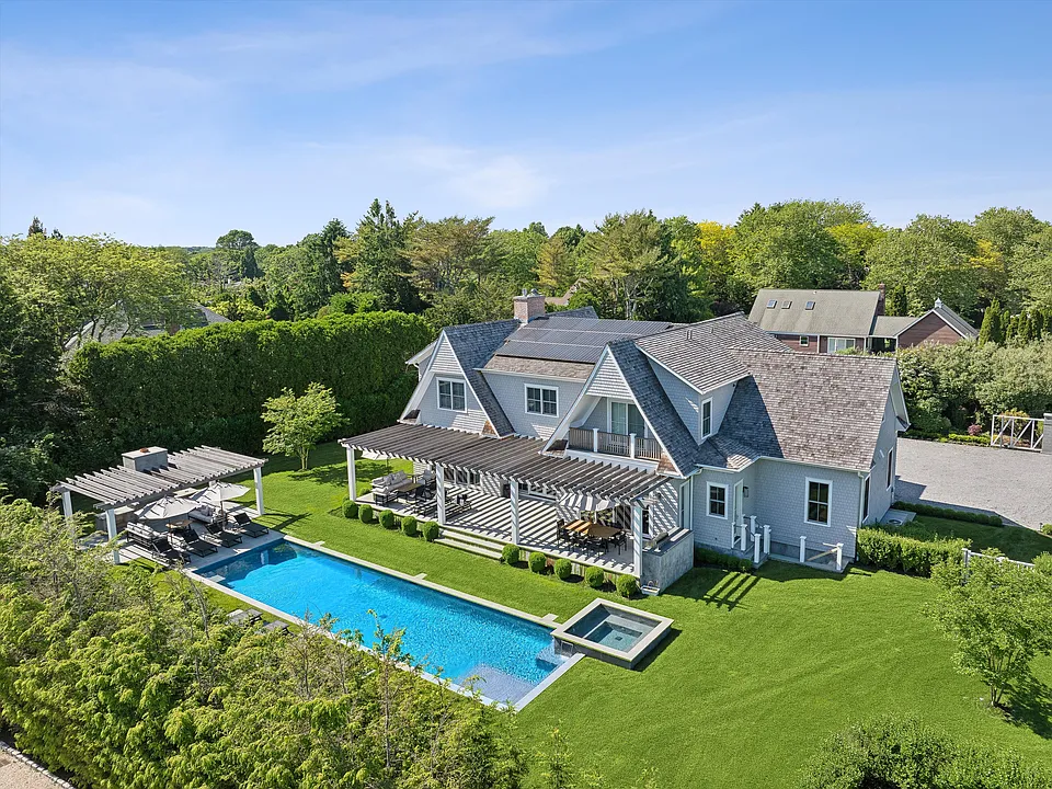 48 Harvest Ln