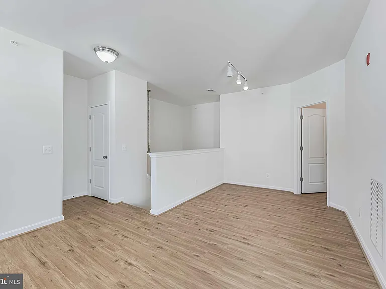 42235 San Juan Ter #303 — Photo 20