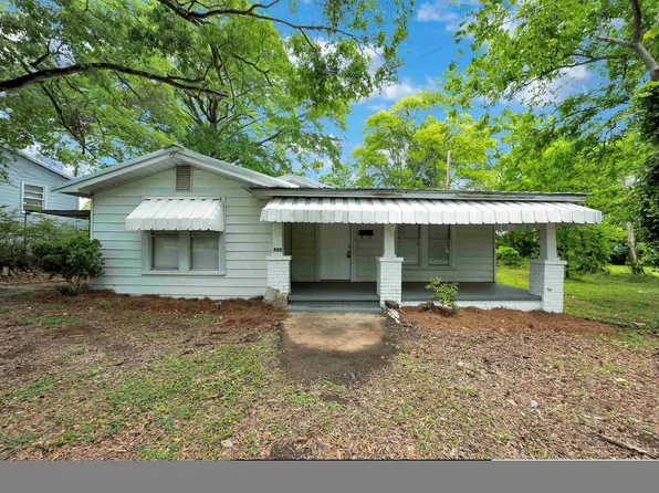 727 9th St N, Bessemer, AL 35020