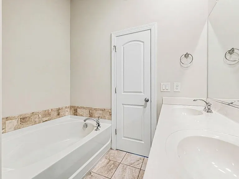 846 Silver Leaf Dr — Photo 23