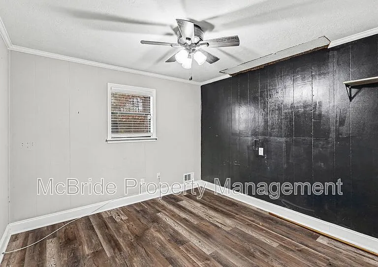 1304 Dominica Dr — Photo 25