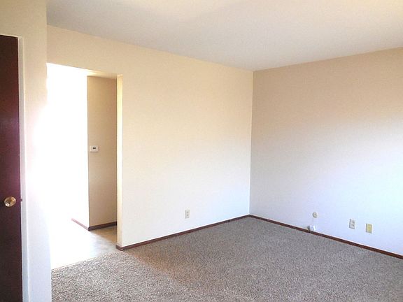 3rd image of 327 Ofarrell St #329