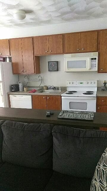 2nd image of 586 Merrimack St APT 4B