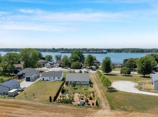3894 Saint Clair Pkwy, Saint Clair, ON N0P 2B0