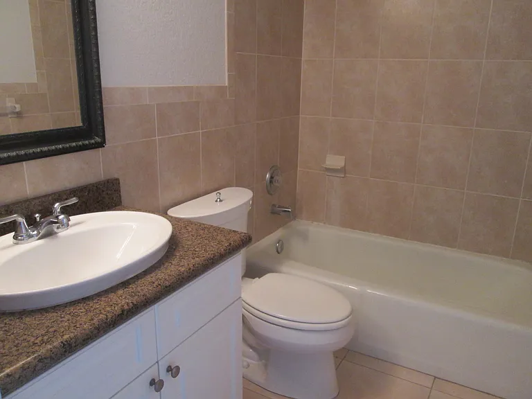 405 N Cypress Dr #3 — Photo 7