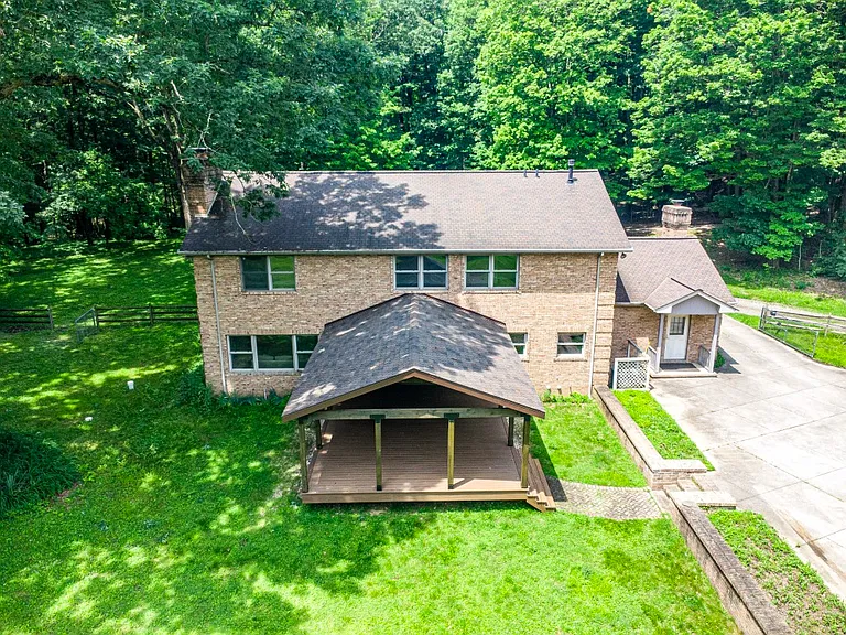 3423 Yellow Creek Rd — Photo 105