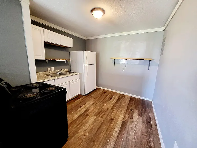 1503 Sycamore St #A — Photo 4