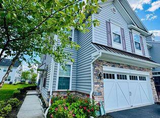 11 Morris Ln S, Cranbury, NJ 08512