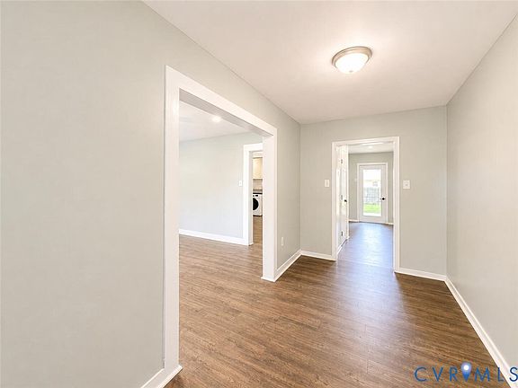 4th image of 308 Orange Ave