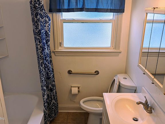 5th image of 2253 CASSAT Avenue