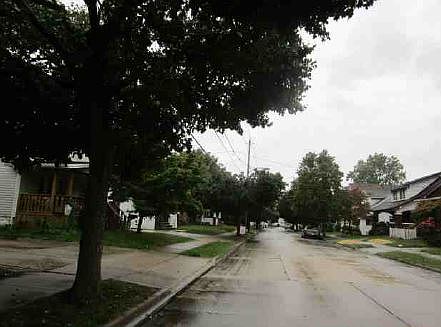 2nd image of 62 Carlton Dr