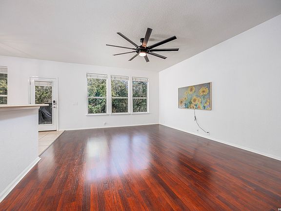 3rd image of 4702 Thomas Rusk