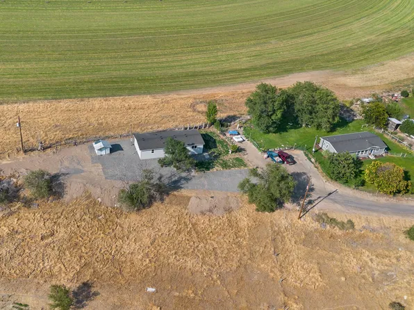 6841 N Wenas Rd, Selah, WA 98942