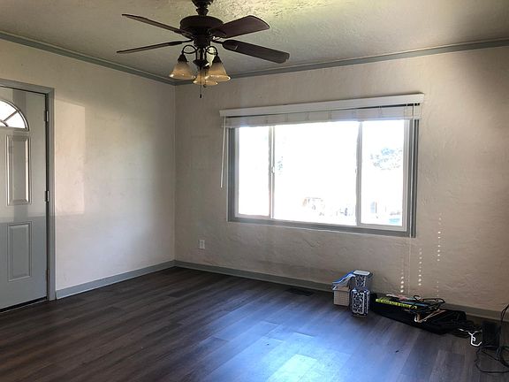 4th image of 851 Cypress St