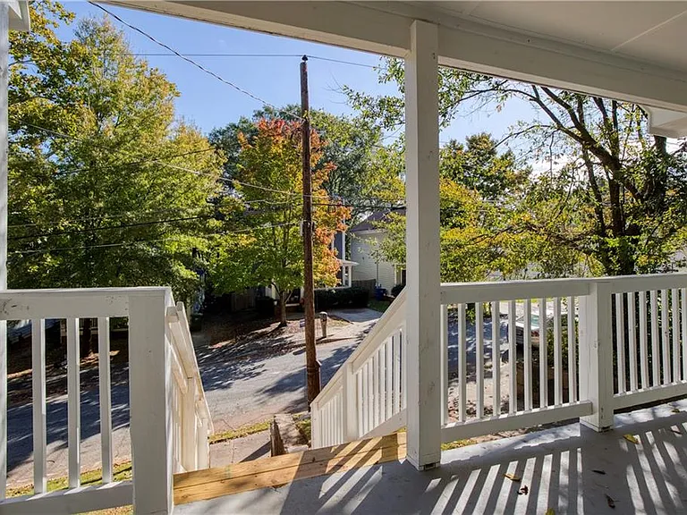1015 Sims St SW — Photo 10