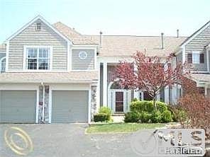 Eagle Pointe - Curb View.jpg