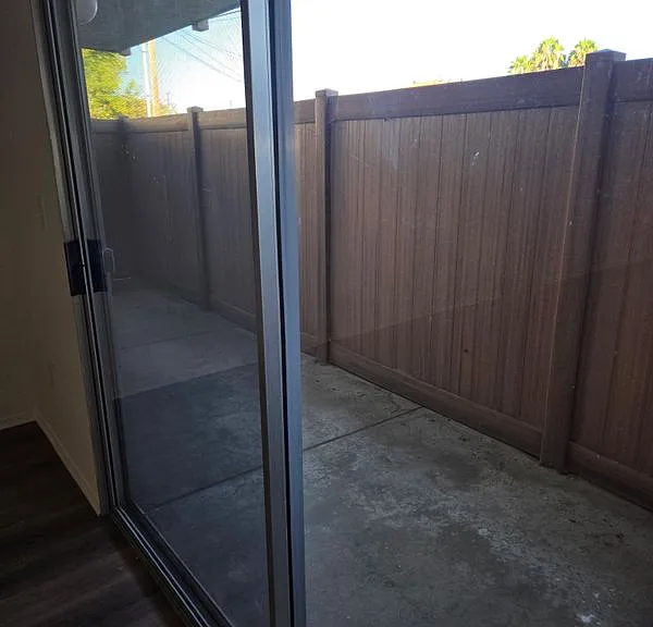 3821 Franklin Ave #1 — Photo 17