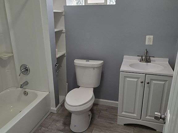 5th image of 3629 W Garrison Ave APT 1
