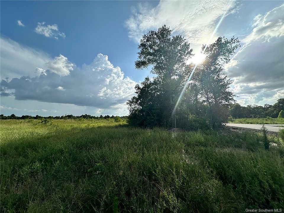 2nd image of 7021 River Rd
