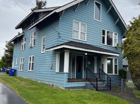 1913 23rd St Everett, WA 98021, 1