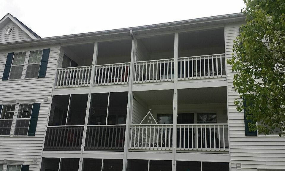 2nd image of 770 Charter Dr Unit C