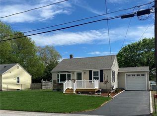 170 Bartlett Dr, Warwick, RI 02886