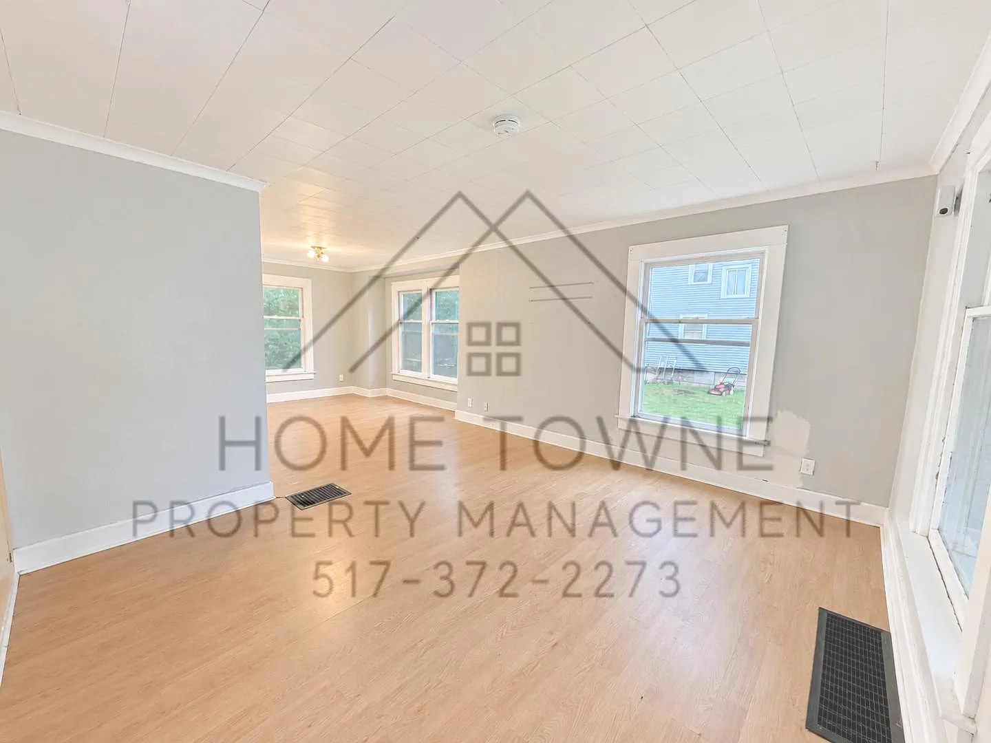 523 Clifford St — Photo 4