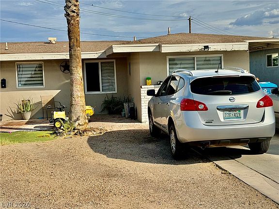 2nd image of 1114 Ramona Cir