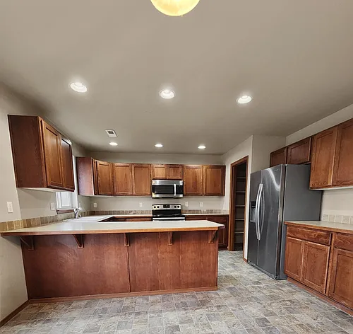 199 Goldmyer Dr Photo 1