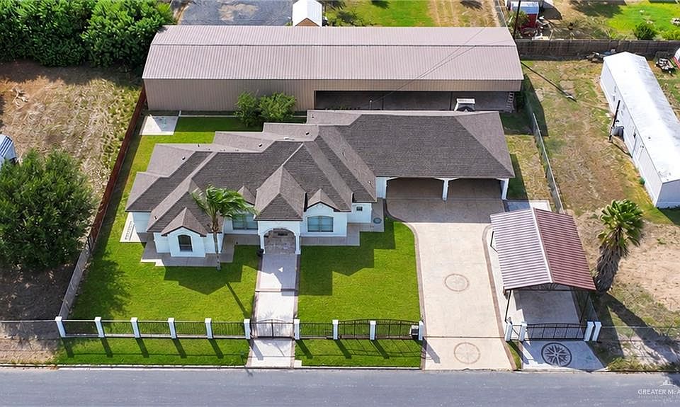 1st image of 5003 Labrador Dr