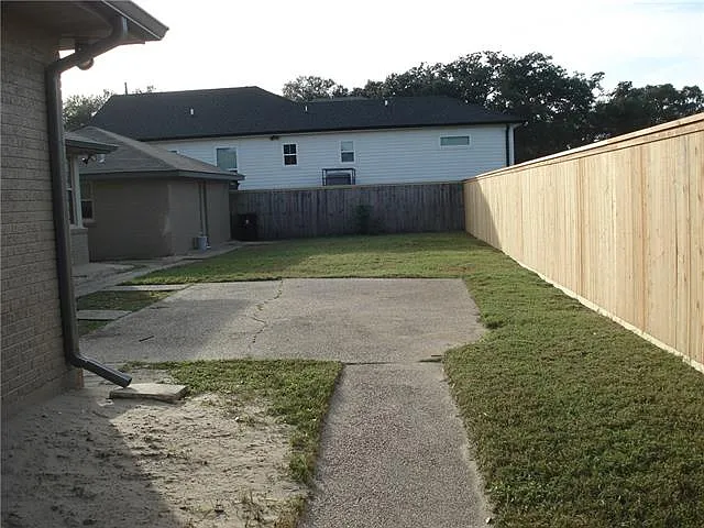 5300 Paris Ave — Photo 14