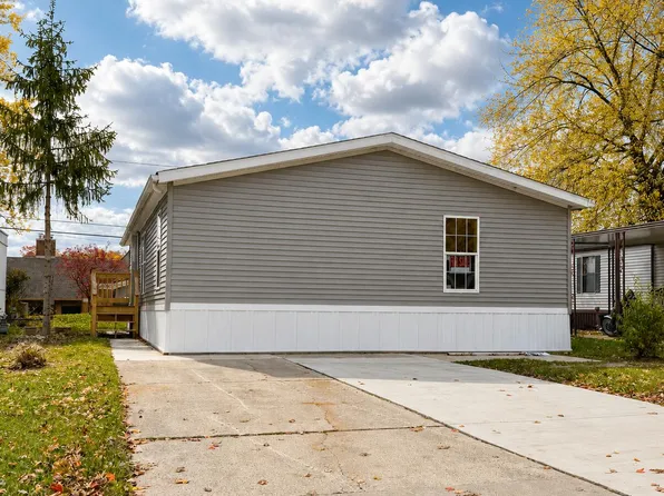 3900 W Jefferson Ave, Trenton, MI 48183