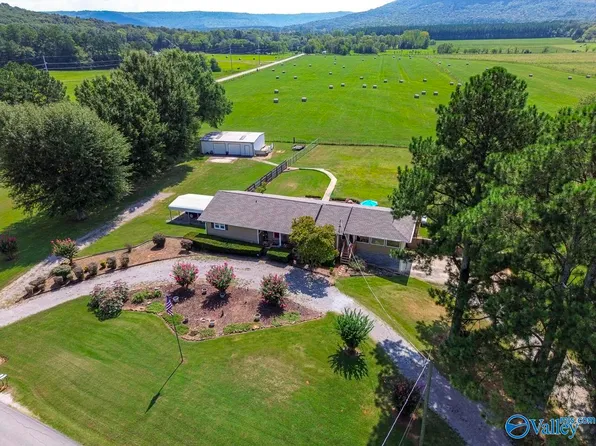 837 S Old Six Mile Rd, Somerville, AL 35670